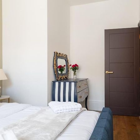 Stylish Beachfront Bolthole With Stunning Sea Views And Luxury Touches خليج هيرن المظهر الخارجي الصورة